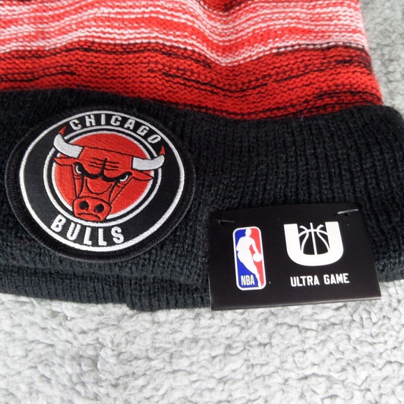 NBA Ultra Game Chicago Bulls Knit Beanie Hat With Pom Pom OSFA New with Tags - Picture 5 of 8